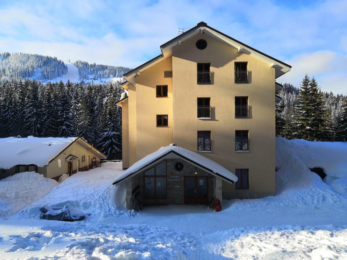 Wellness Apartman Pec Pec pod Snezkou Exterior photo